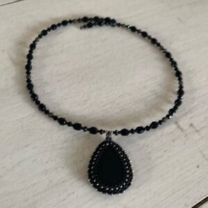 Necklace with genuine stone, New, One kind of.